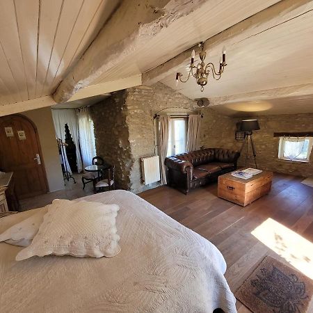 Le Clos De L'Ambre Bed & Breakfast Divajeu ภายนอก รูปภาพ