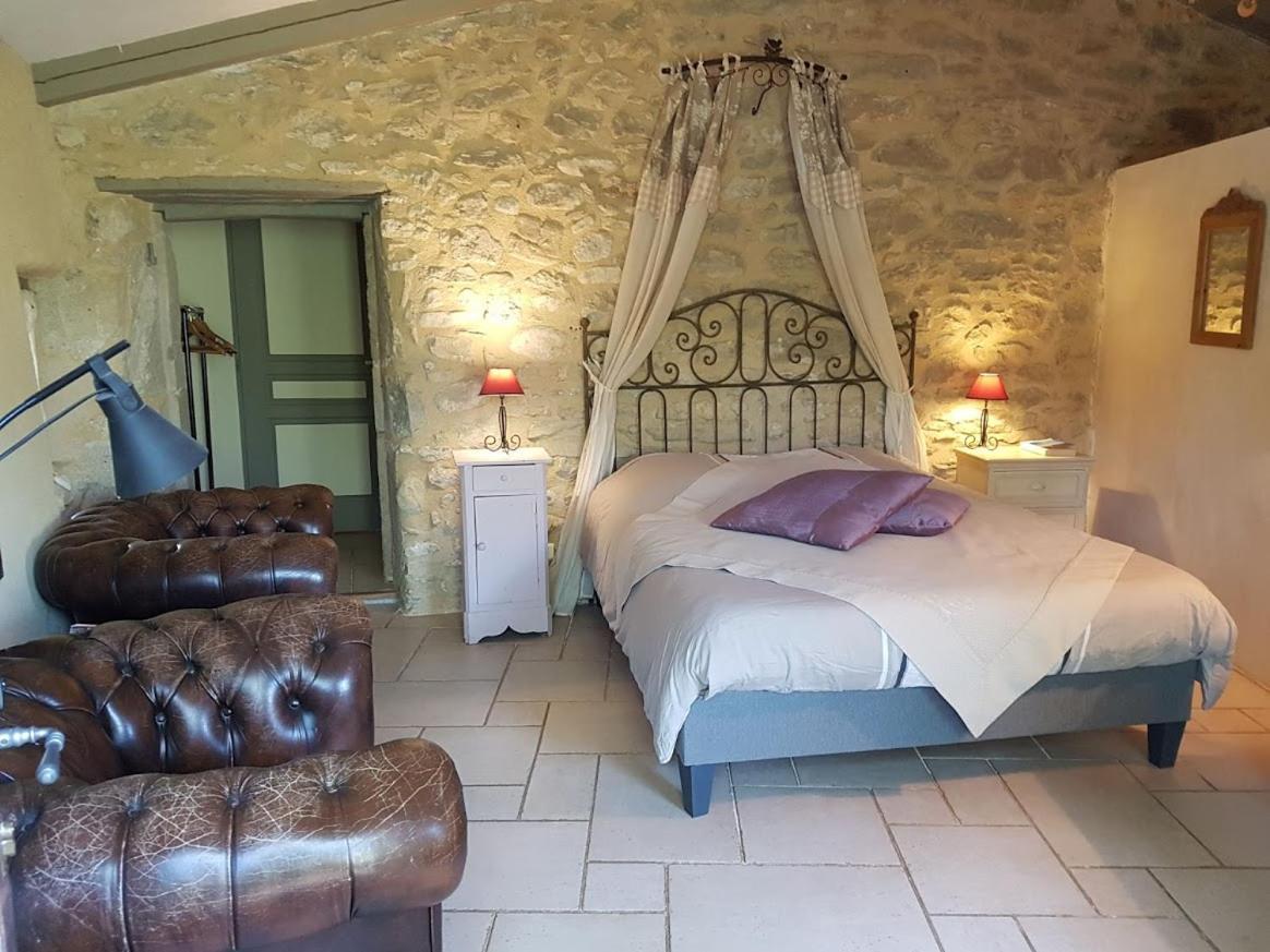 Le Clos De L'Ambre Bed & Breakfast Divajeu ภายนอก รูปภาพ